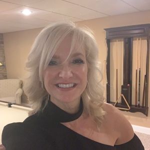 Meet your Posher, Debbie